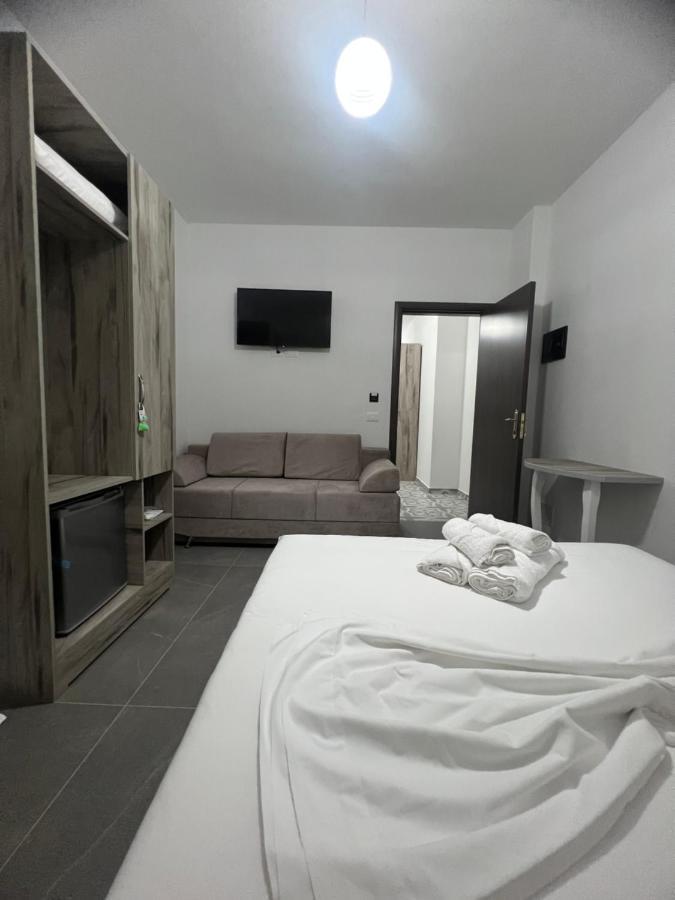 Villa Rreze Dielli Vlore Exterior photo