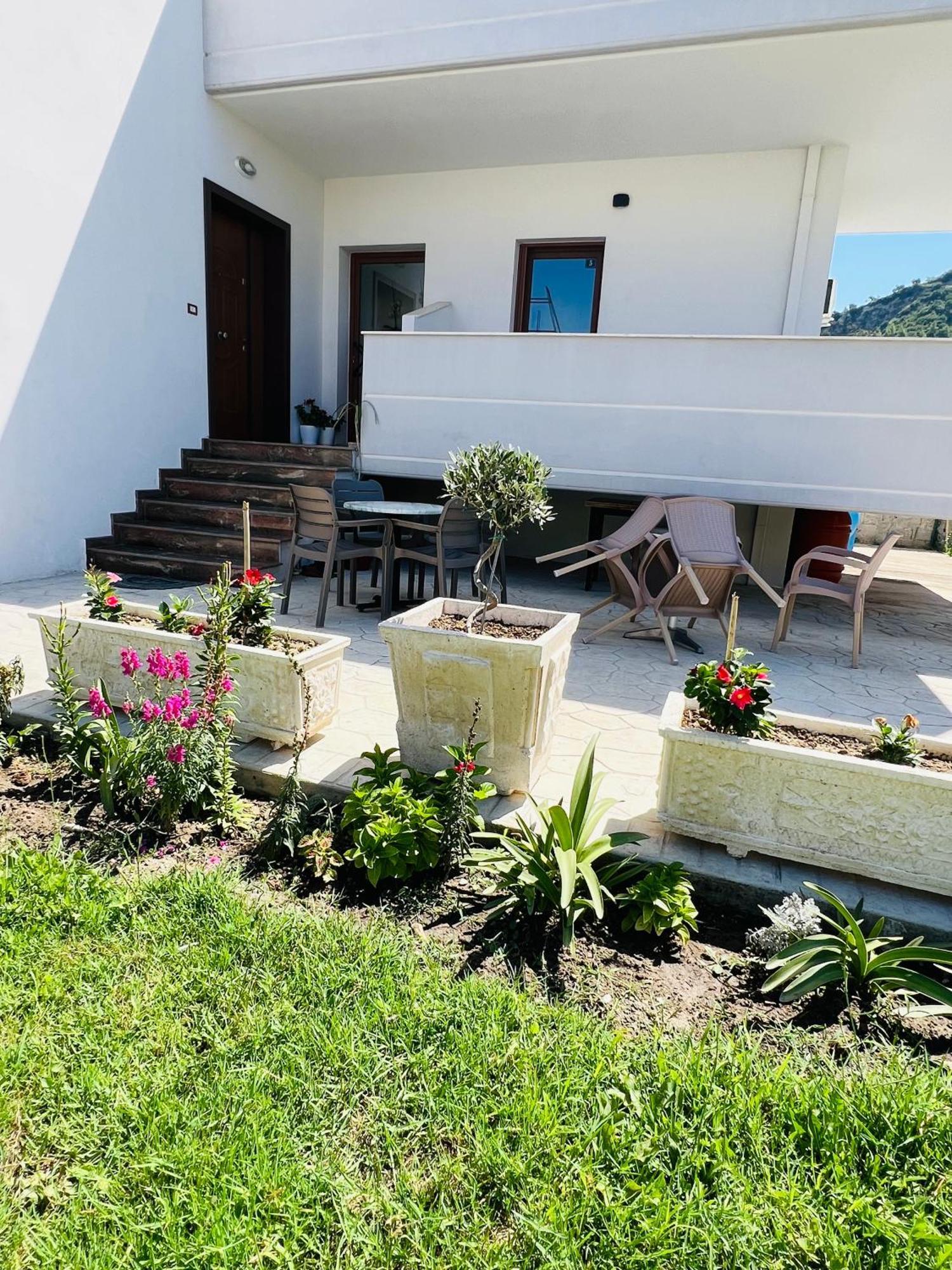 Villa Rreze Dielli Vlore Exterior photo